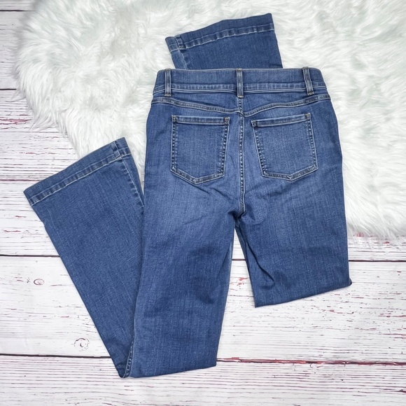 👖|•SPANX•| Stretch Flare High Rise Pull On Jeans Size Medium L33👖 - Picture 2 of 10